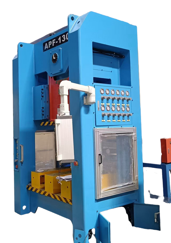 Machine de fabrication de récipients en aluminium à haute efficacité pour la préparation à la cuisson