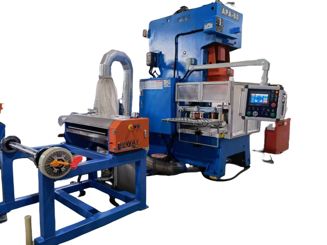La machine de fabrication de plateau en aluminium tout dans un